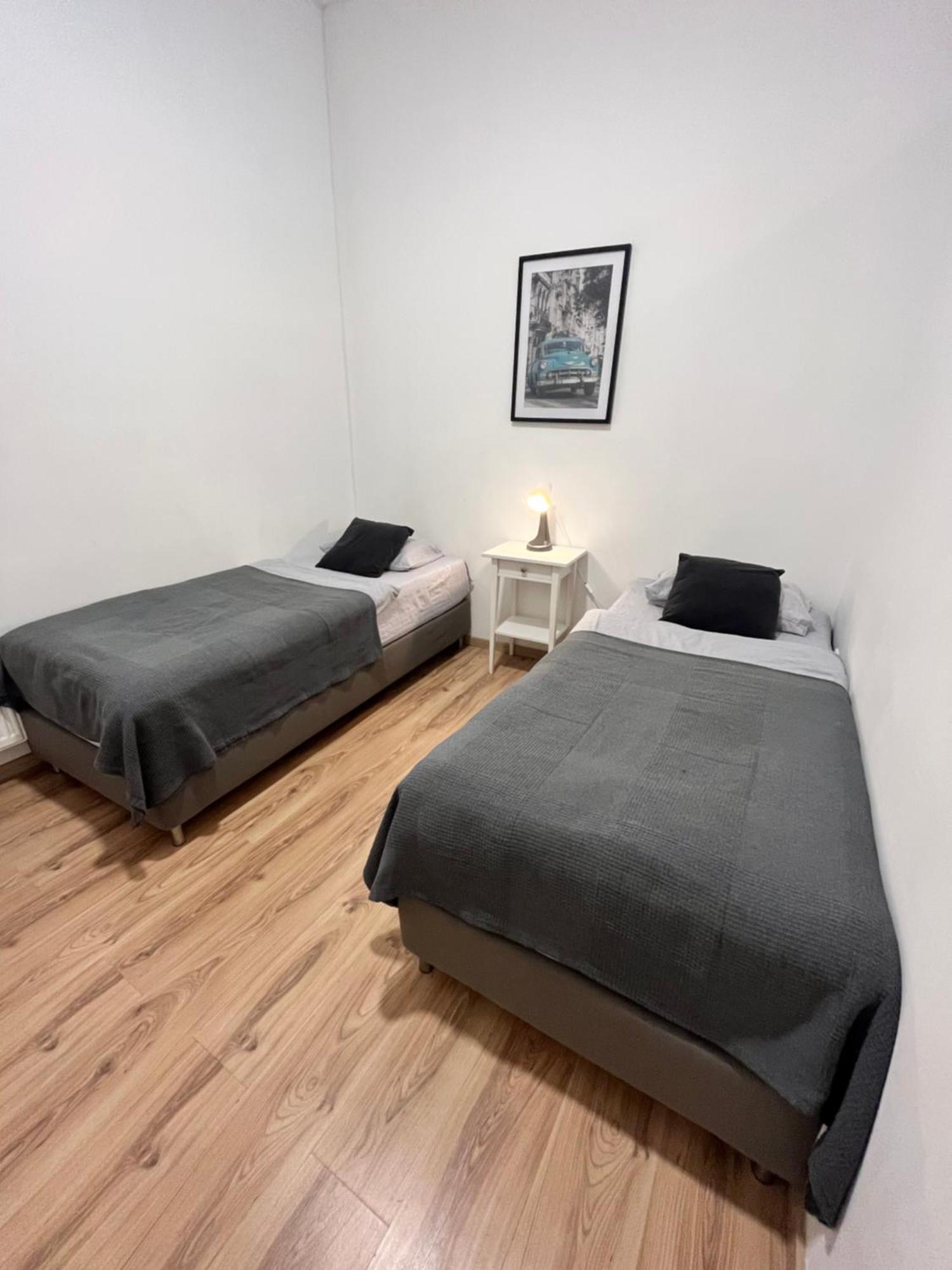 10c 40qm Wi-fi Free Parking Calm Back House Apartment Dortmund